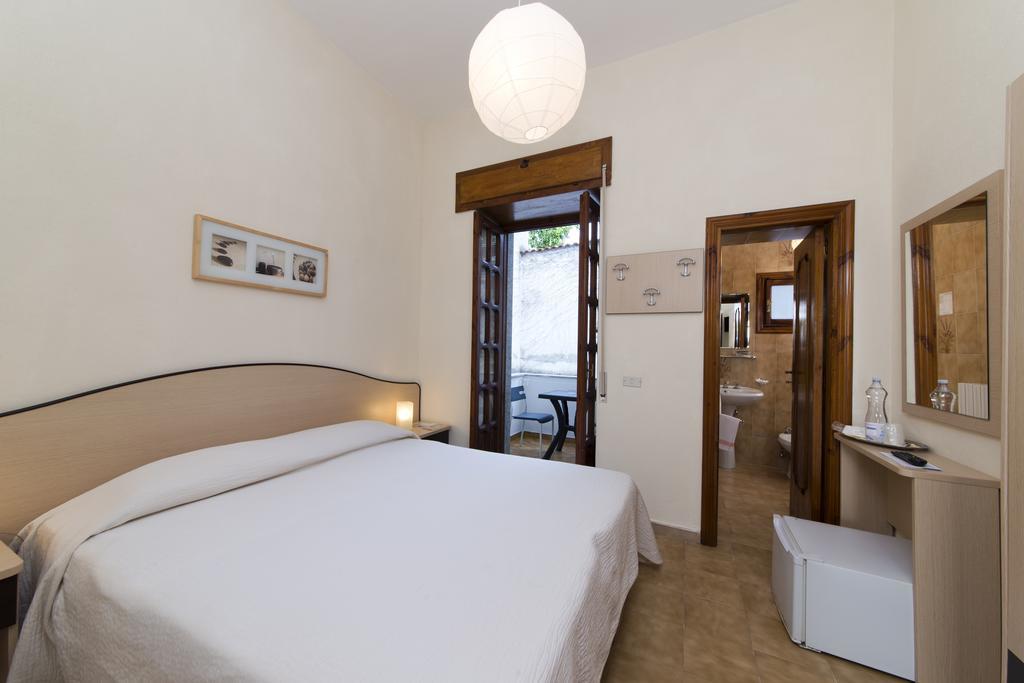 Casa Di Meglio Dependance Hotel Casamicciola Terme Bagian luar foto