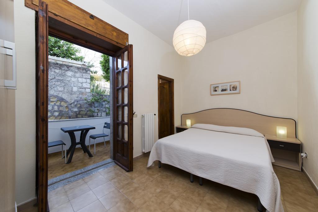 Casa Di Meglio Dependance Hotel Casamicciola Terme Bagian luar foto